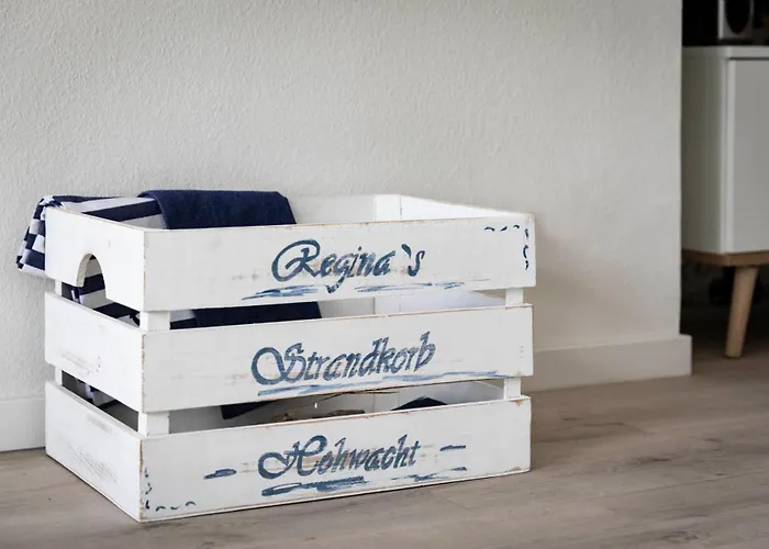 Hohes Ufer Regina's Strandkorb * Hohwacht