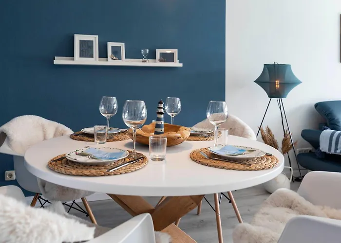 Hohes Ufer Regina's Strandkorb * Hohwacht